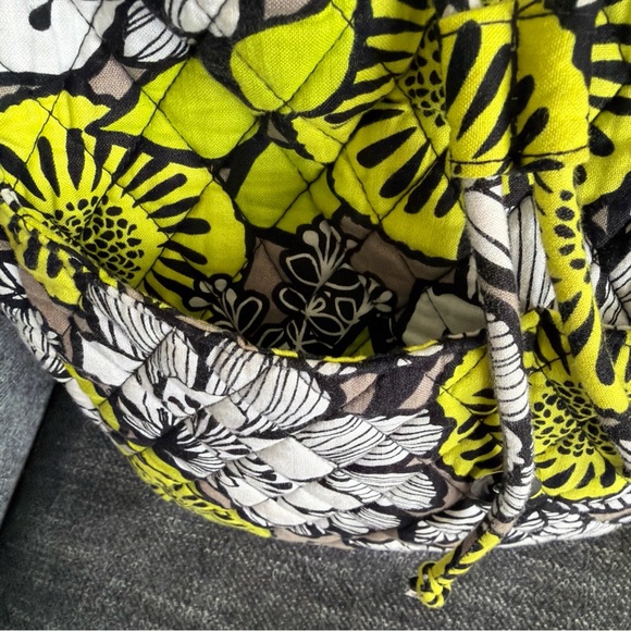 Vera Bradley Change it Up Backpack Tote:Wallet Black/Yellow Retired Island Bloom - Picture 5 of 11